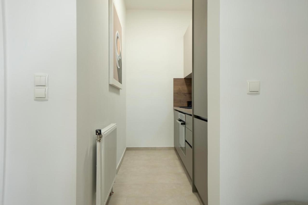 Modern Apartment With A Balcony Near Belvedere Wien Eksteriør bilde